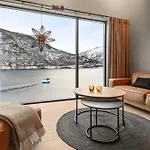 Toppleilighet Pa Bryggen I Med Fantastisk Utsikt * Sogndal