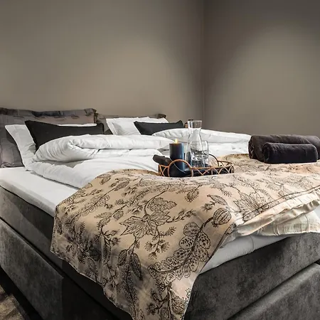 Toppleilighet Pa Bryggen I Med Fantastisk Utsikt شقة سوغندال